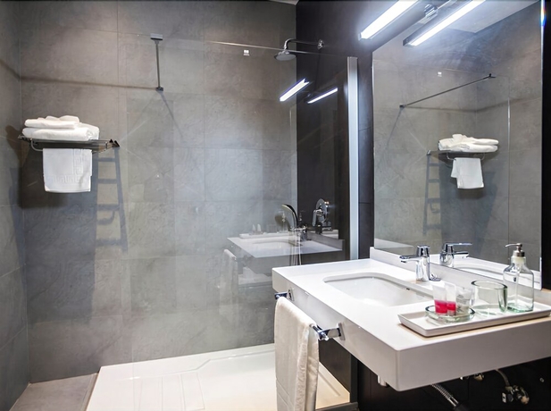 Imagen de la habitación del Hotel Balneario De Zújar. Foto 11