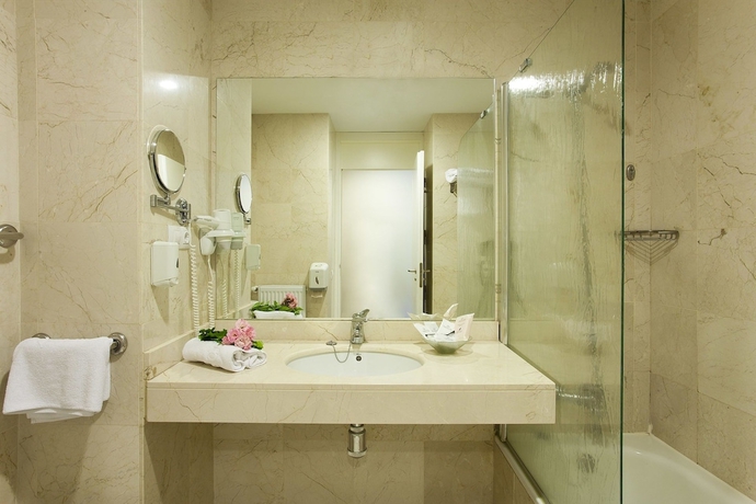 Imagen de la habitación del Hotel Balneario Elgorriaga. Foto 5