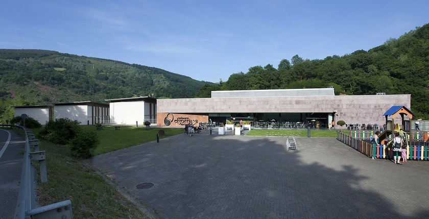 Imagen de los interiores del Hotel Balneario Elgorriaga. Foto 11