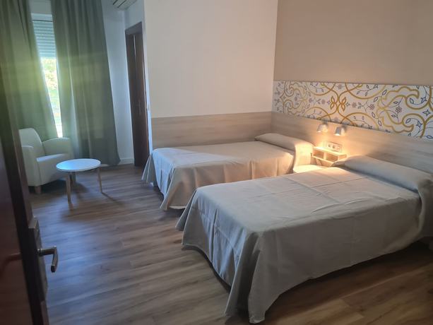 Imagen de la habitación del Hotel Balneario Fuentes del Trampal. Foto 5