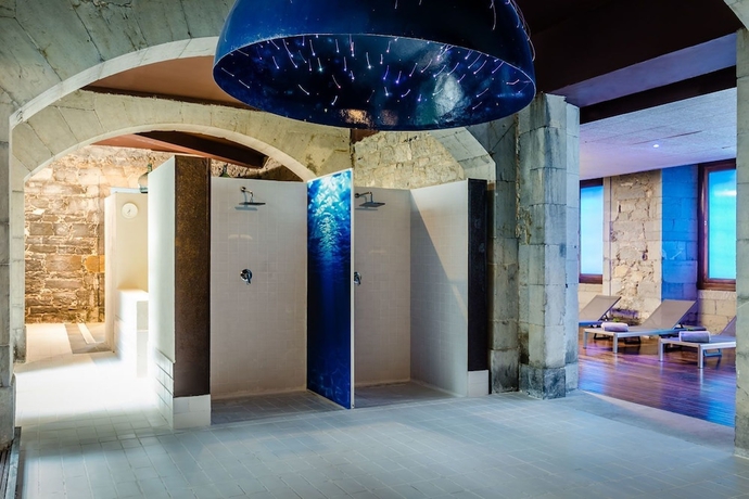 Imagen de la piscina del Hotel Balneario Orduña Plaza. Foto 18