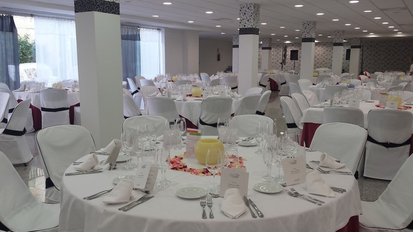 Imagen del bar/restaurante del Hotel Balneario Palacio De Las Salinas. Foto 4