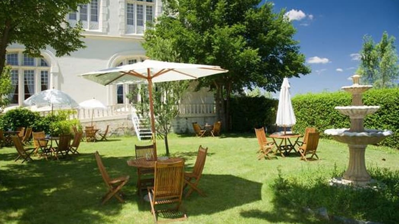 Imagen de los exteriores del Hotel Balneario Palacio De Las Salinas. Foto 9