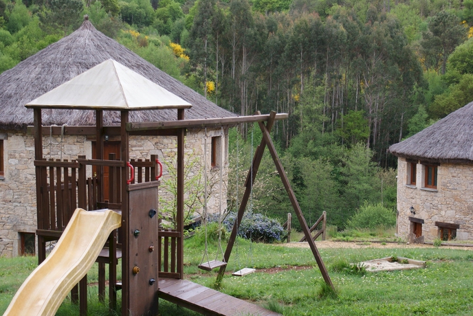 Imagen de los exteriores del Hotel Balneario Rio Pambre. Foto 5