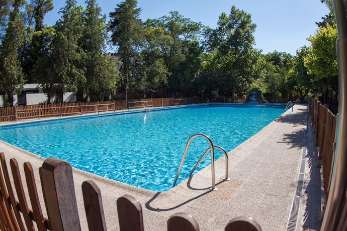 Imagen de la piscina del Hotel Balneario San Andrès. Foto 17