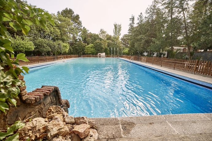 Imagen de la piscina del Hotel Balneario San Andrès. Foto 18