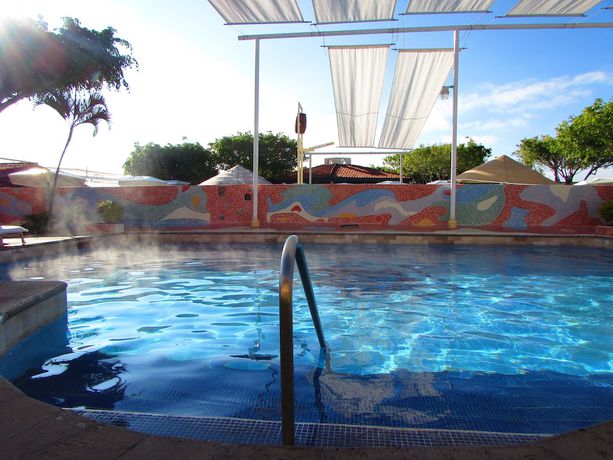 Imagen de la piscina del Hotel Balneario San Juan Cosal&aacute;. Foto 13
