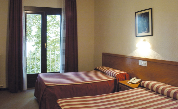 Imagen de la habitación del Hotel Balneario Serón. Foto 4