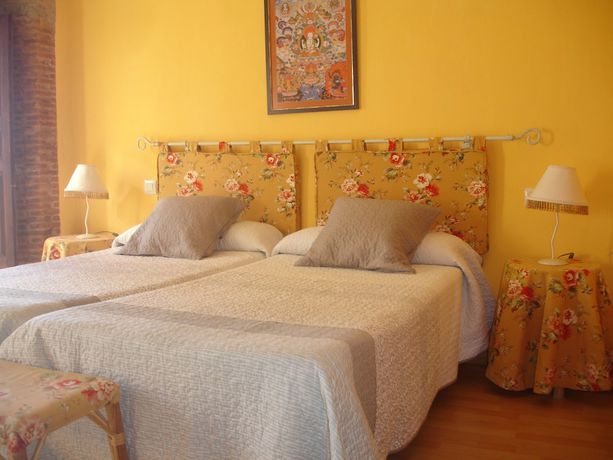 Imagen de la habitación del Hotel Balneario de Almeida La Dama Verde. Foto 2