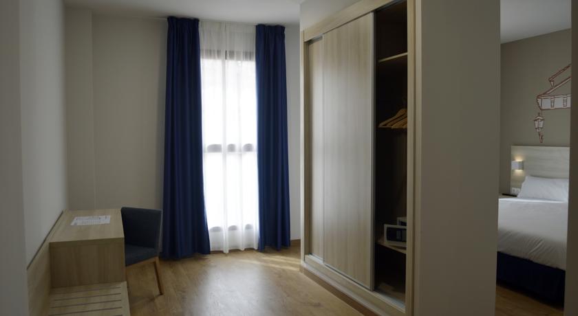 Imagen de la habitación del Hotel Balneario de Graena. Foto 11