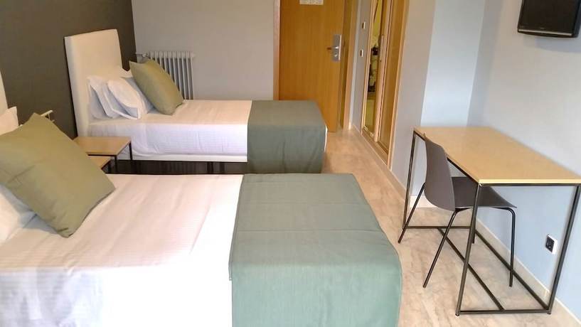 Imagen de la habitación del Hotel Balneario de Ledesma, Vega de Tirados. Foto 12