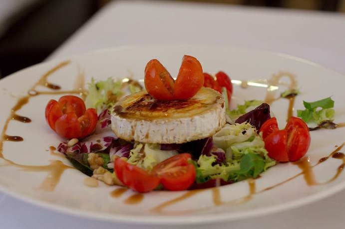 Imagen del bar/restaurante del Hotel Balneario de Manzanera El Paraíso. Foto 4