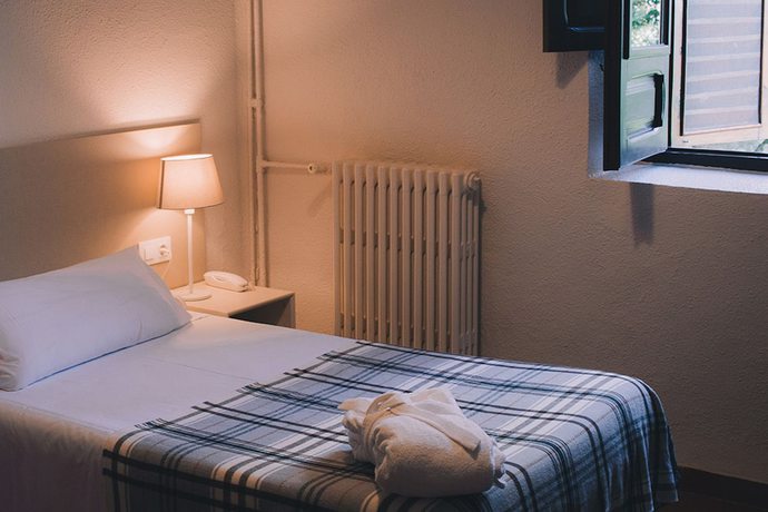 Imagen de la habitación del Hotel Balneario de Manzanera El Paraíso. Foto 13