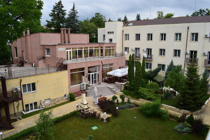 Imagen del bar/restaurante del Hotel Balneo Druzhba 1. Foto 6