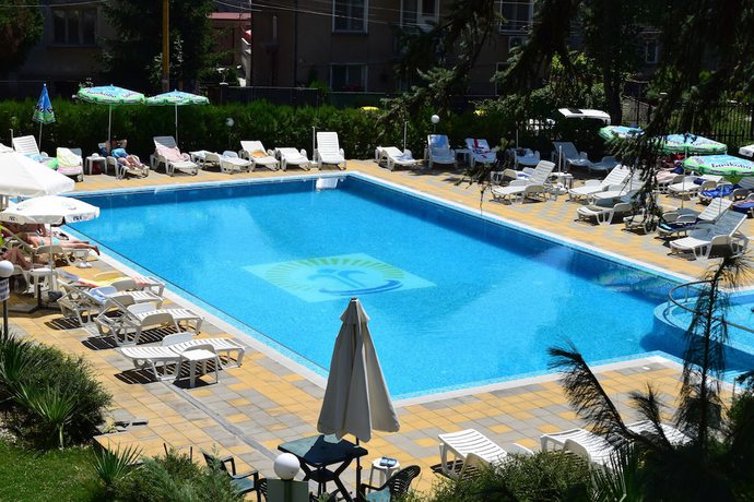 Imagen de la piscina del Hotel Balneo Druzhba 1. Foto 17