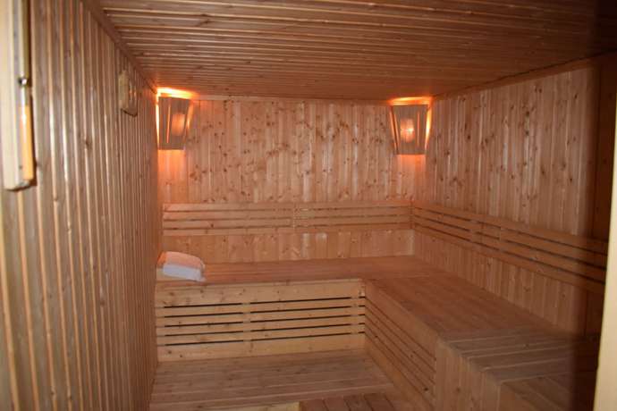Imagen de la piscina del Hotel Balneo Hotel Konstantsia. Foto 13