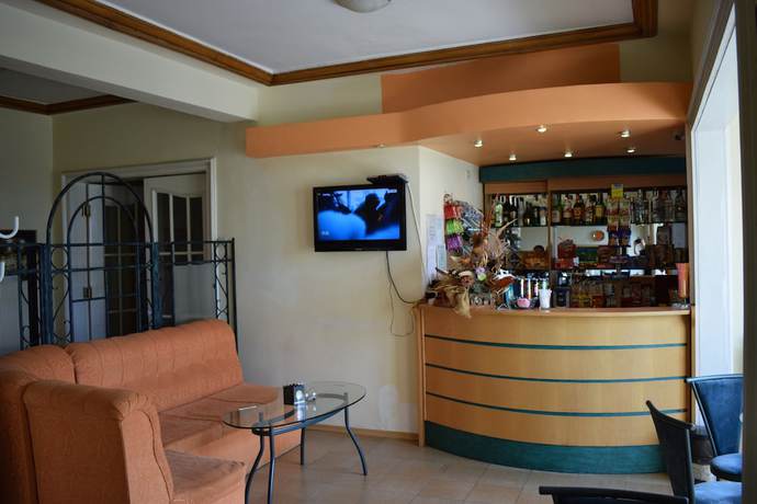 Imagen del bar/restaurante del Hotel Balneo Lyulyatsi. Foto 7