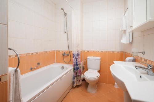 Imagen de la habitación del Hotel Balneocomplex Kamena. Foto 18