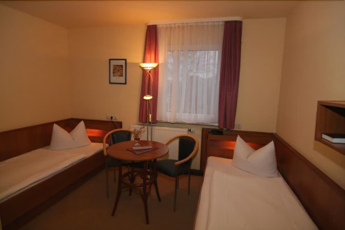 Imagen de la habitación del Hotel Balneolum. Foto 8