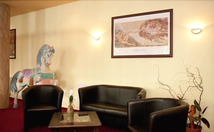 Imagen de los interiores del Hotel Balneolum. Foto 18