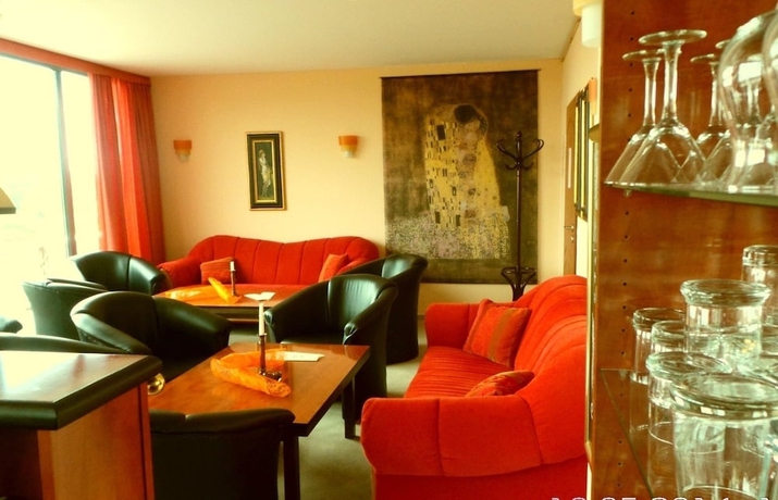 Imagen de los interiores del Hotel Balneolum. Foto 19