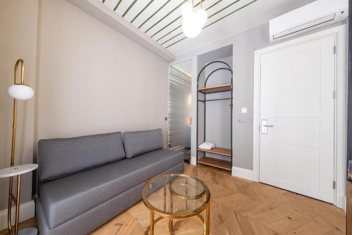 Imagen de la habitación del Hotel Balo, Beyoglu. Foto 7