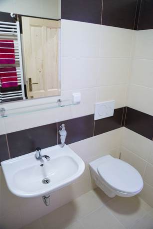 Imagen de la habitación del Hotel Bal&oacute;nov&yacute; hotel a pivovar. Foto 10