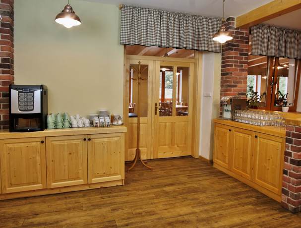 Imagen de los interiores del Hotel Bal&oacute;nov&yacute; hotel a pivovar. Foto 20