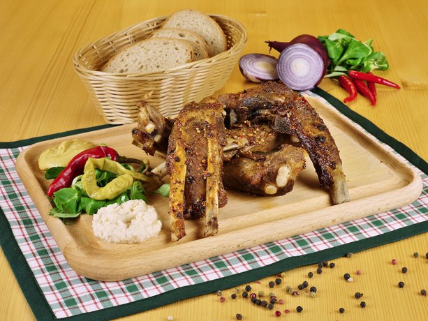 Imagen del bar/restaurante del Hotel Bal&oacute;nov&yacute; hotel a pivovar. Foto 6