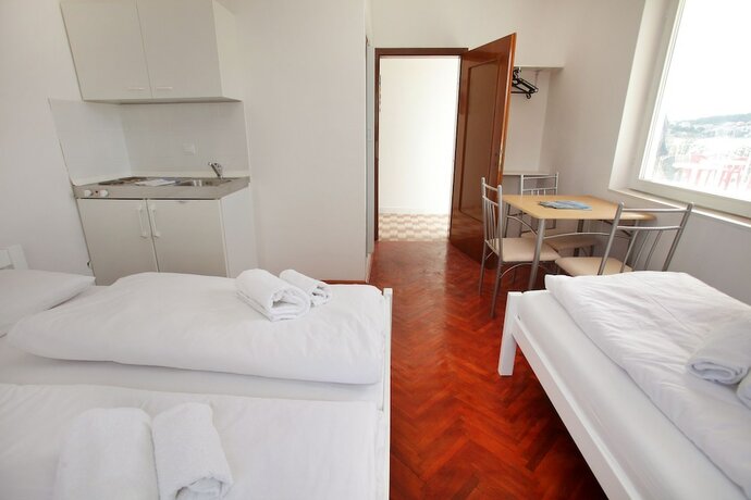 Imagen de la habitación del Hotel Balote. Foto 25