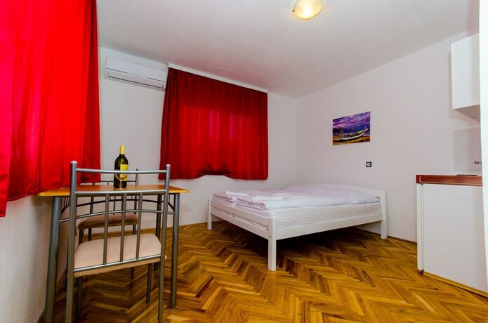 Imagen de la habitación del Hotel Balote. Foto 30