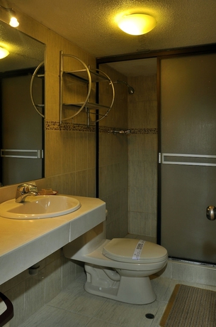 Imagen de la habitación del Hotel Balsa Inn. Foto 10