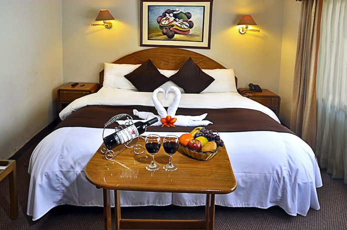 Imagen de la habitación del Hotel Balsa Inn. Foto 13