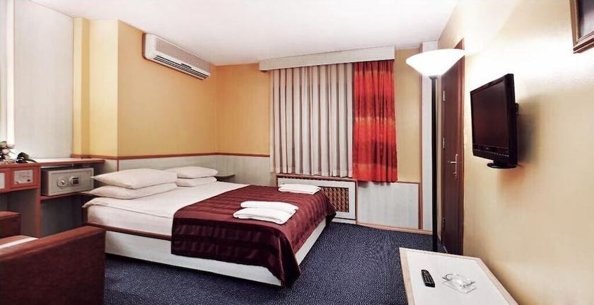 Imagen de la habitación del Hotel Balta. Foto 11