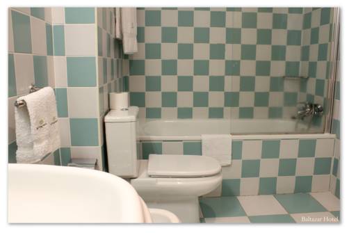 Imagen de la habitación del Hotel Baltazar. Foto 6