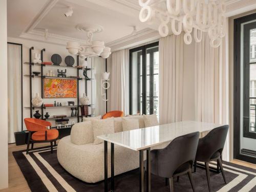 Imagen de la habitación del Hotel Balthazar and Spa Rennes - Mgallery Collection. Foto 15