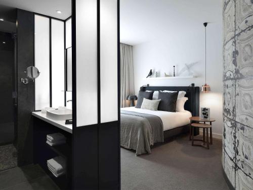 Imagen de la habitación del Hotel Balthazar and Spa Rennes - Mgallery Collection. Foto 17