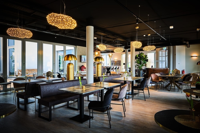 Imagen del bar/restaurante del Hotel BalthazarS. Foto 3