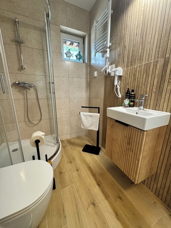 Imagen de la habitación del Hotel Baltic Forest. Foto 16