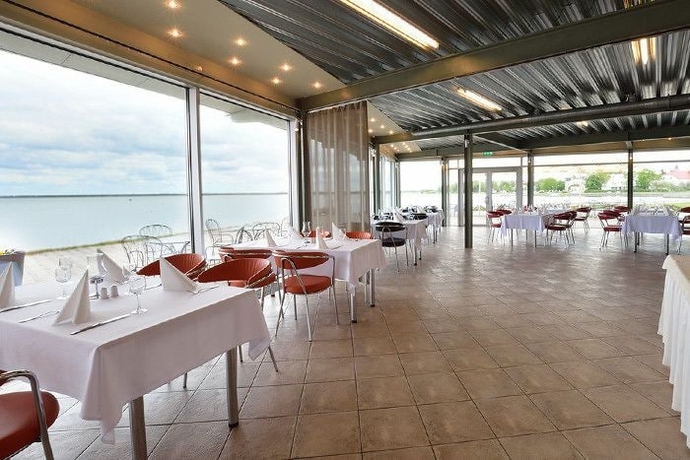 Imagen del bar/restaurante del Hotel Baltic Promenaadi. Foto 6
