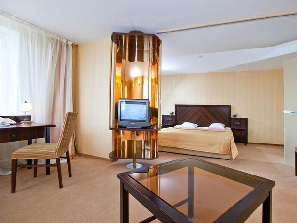 Imagen de la habitación del Hotel Baltiets Resort. Foto 18