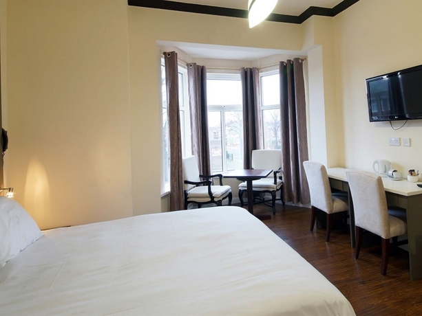 Imagen de la habitación del Hotel Baltimore. Foto 6