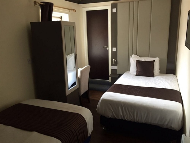 Imagen de la habitación del Hotel Baltimore. Foto 7