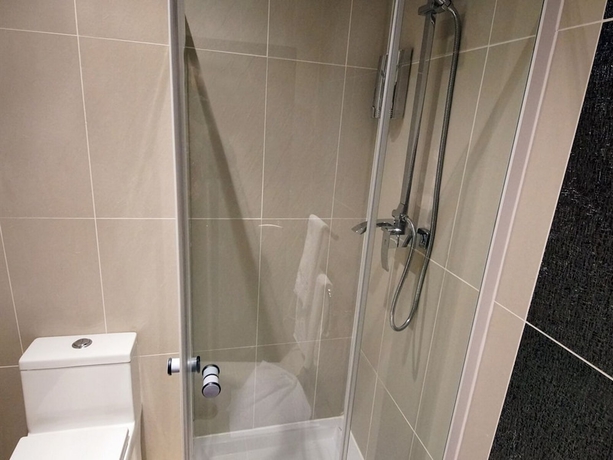 Imagen de la habitación del Hotel Baltimore. Foto 19