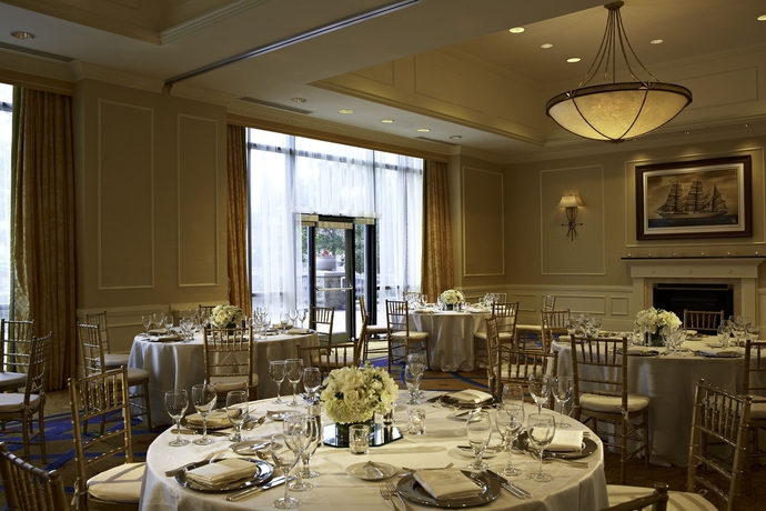 Imagen de los interiores del Hotel Baltimore Marriott Waterfront. Foto 4