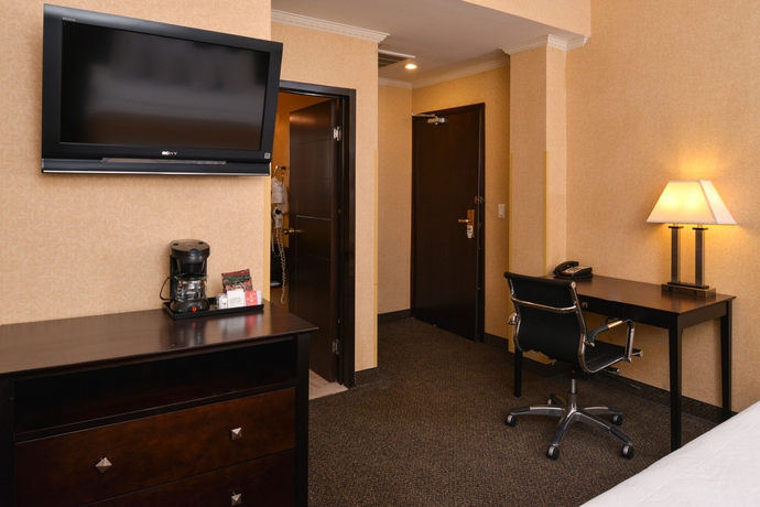 Imagen de la habitación del Hotel Baltimore Plaza Inner Harbor. Foto 2