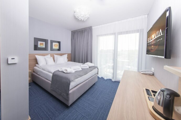 Imagen de la habitación del Hotel Baltivia Sea Resort. Foto 18