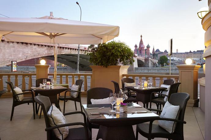 Imagen del bar/restaurante del Hotel Baltschug Kempinski Moscow. Foto 8