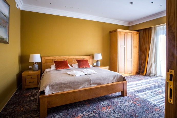 Imagen de la habitación del Hotel Baltvilla. Foto 7