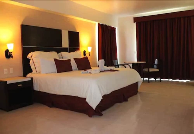 Imagen de la habitación del Hotel Baluartes. Foto 12